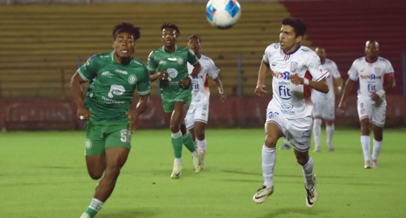 Pese a caer por la mínima diferencia ante Liga de Cuenca, Liga de Portoviejo avanza a cuartos de final de la Segunda Categoría – La Voz del Altiplano