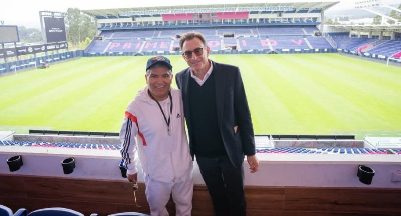 Michel Deller acepta las disculpas de Luis Chango – La Voz del Altiplano