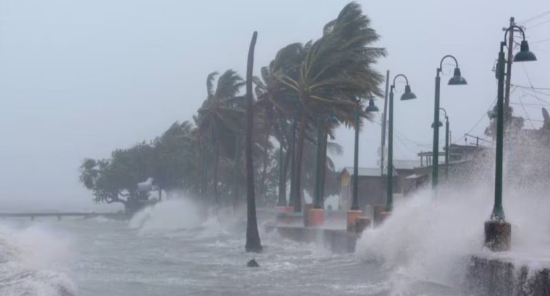 el huracán Melissa golpea a una Cuba ya agotada