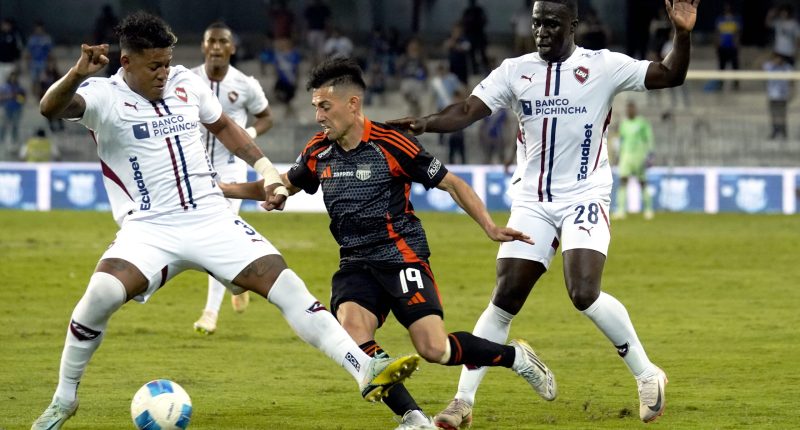 Liga de Quito remonta y vence 2-1 a Emelec en el Capwell en la semifinal de ida de Copa Ecuador – La Voz del Altiplano