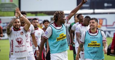 El ‘Ponchito’ analiza final del año – La Voz del Altiplano