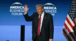 Corte Suprema avala orden de Trump de eliminar tercer género en pasaportes – La Voz del Altiplano