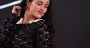 La estrella española Rosalía sube a los cielos con su nuevo álbum «Lux» – La Voz del Altiplano