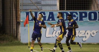 Delfín vuelve al triunfo tras 15 partidos sin ganar y supera 2-0 al Cuenca – La Voz del Altiplano