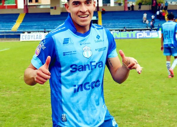 Martín Tello: “Sueño con Macará llegar a un torneo internacional” – La Voz del Altiplano