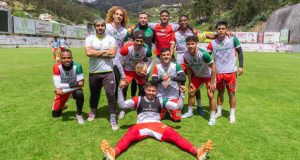 El ‘Ponchito’ viajó a Manta por el no descenso  – La Voz del Altiplano