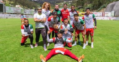 El ‘Ponchito’ viajó a Manta por el no descenso  – La Voz del Altiplano