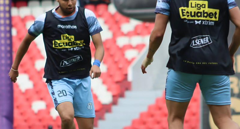 Macareños en silencio van quedando listos – La Voz del Altiplano