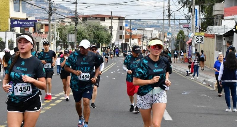 Reconocimiento de la 10K Independencia de Ambato – La Voz del Altiplano