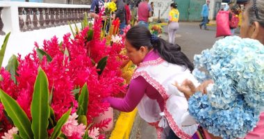 Ciudadanía nicaragüense asiste a los cementerios en el Día de los Fieles Difuntos – La Voz del Altiplano