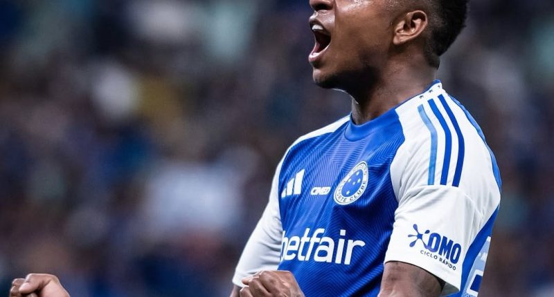 Keny Arroyo anota en la goleada de Cruzeiro ante Corinthians – La Voz del Altiplano