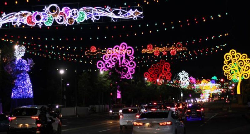 Rosario Murillo empieza a llenar Managua con luces y adornos navideños – La Voz del Altiplano