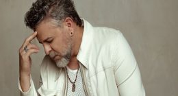 La reacción de Luis Enrique tras ganar su tercer Latin Grammy con «Aguacero» – La Voz del Altiplano