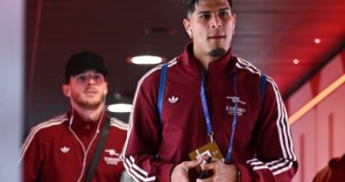 Esta es la canción que hinchas de Arsenal le entonan a Hincapié – La Voz del Altiplano