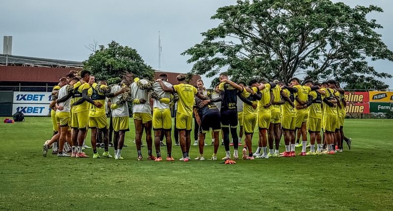 Barcelona SC paraliza entrenamientos ante deudas salariales – La Voz del Altiplano