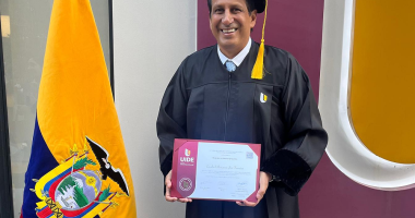 El exarquero ecuatoriano José Francisco Cevallos se gradúa de magíster en Gestión Deportiva – La Voz del Altiplano