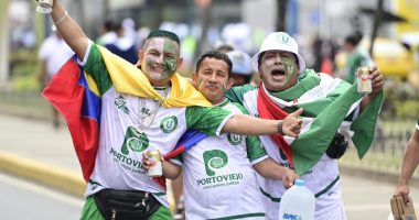 Ambiente festivo previo al decisivo Liga de Portoviejo vs Aampetra – La Voz del Altiplano