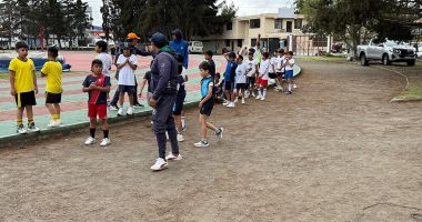 Categoría A en acción en Juegos Estudiantiles – La Voz del Altiplano