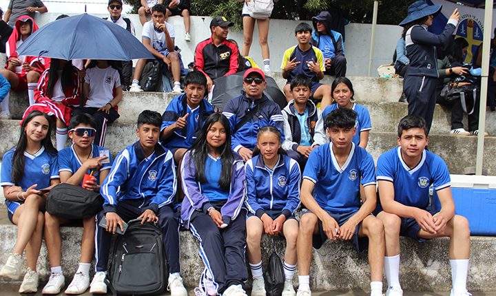 Se retoma intercolegial de atletismo  – La Voz del Altiplano