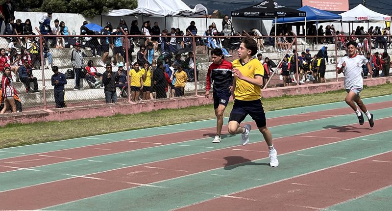 Fiesta del Atletismo Colegial  – El Heraldo – La Voz del Altiplano