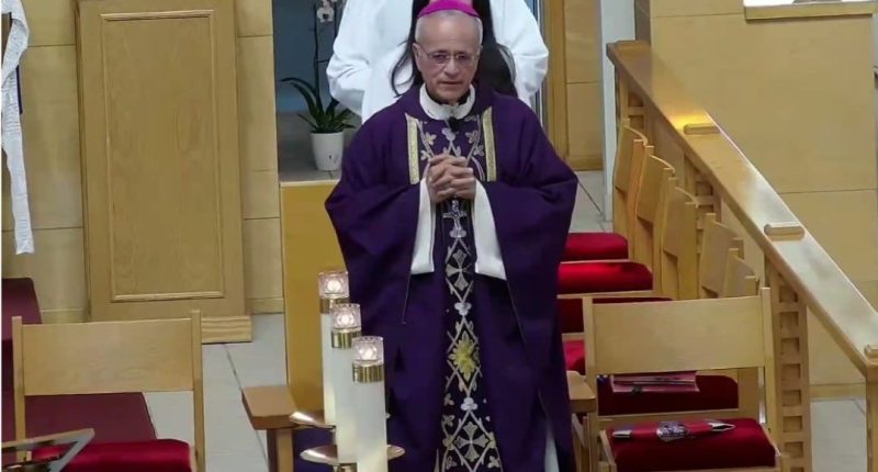 Monseñor Báez exige responsabilidad internacional por crímenes de sistemas totalitarios – La Voz del Altiplano