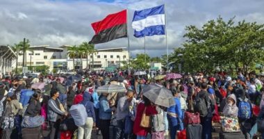Más de 20 mil personas cruzaron por Peñas Blancas durante el fin de semana – La Voz del Altiplano