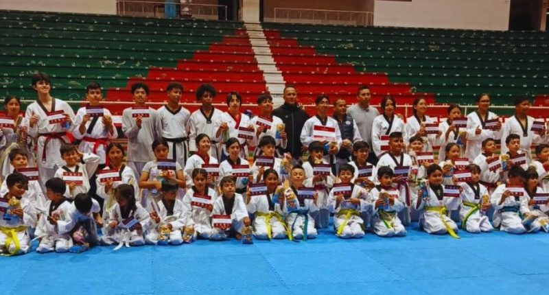 Unión y solidaridad a través del taekwondo  – La Voz del Altiplano