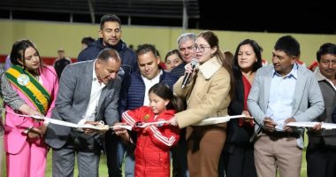 Estadio e iluminación en parroquia Bolívar – La Voz del Altiplano
