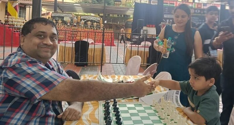 Niño de tres años es considerado un prodigio en el ajedrez – La Voz del Altiplano