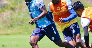 Novedades en la carpa celeste – La Voz del Altiplano