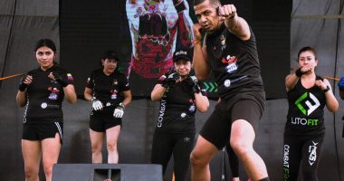 Mega Rumba Navideña en el GADMA Sur  – La Voz del Altiplano