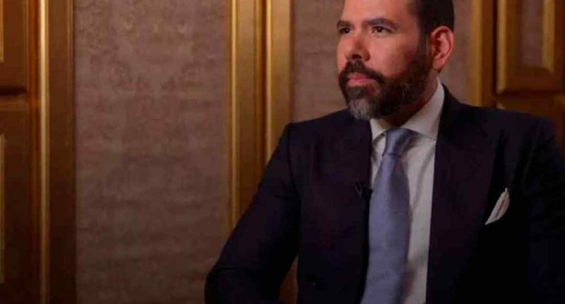 China asesora a Policía Nacional y el Ejército en materia de seguridad y defensa, reconoce Laureano Ortega – La Voz del Altiplano