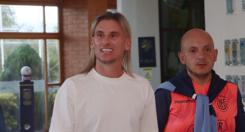 “Soñamos en grande”: Beccacece analiza el sorteo y reclama revisión de la sanción a Caicedo – La Voz del Altiplano
