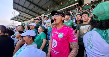 VIDEO | El hincha de Liga de Portoviejo que perdió su trabajo por ir a ver ascender a su equipo – La Voz del Altiplano