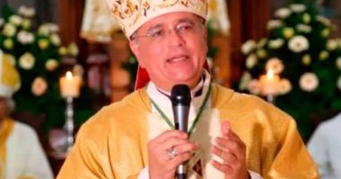 Monseñor Báez ante prohibición del ingreso de biblias: Tienen miedo a la fuerza y la luz de la palabra de Dios – La Voz del Altiplano