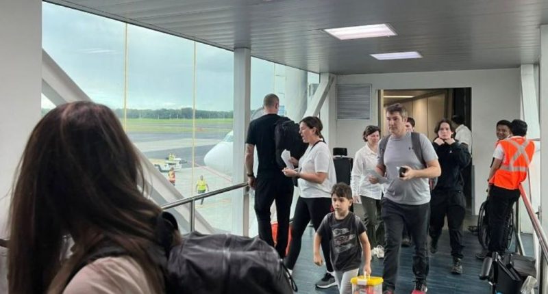 Segundo vuelo desde Canadá arribó a Nicaragua en la Navidad – La Voz del Altiplano