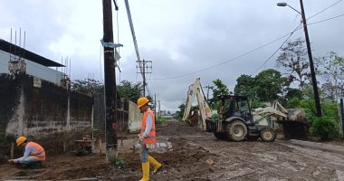 Avanza el asfaltado de la calle Catacocha, acceso clave al Centro Forense de Santo Domingo – La Voz del Altiplano