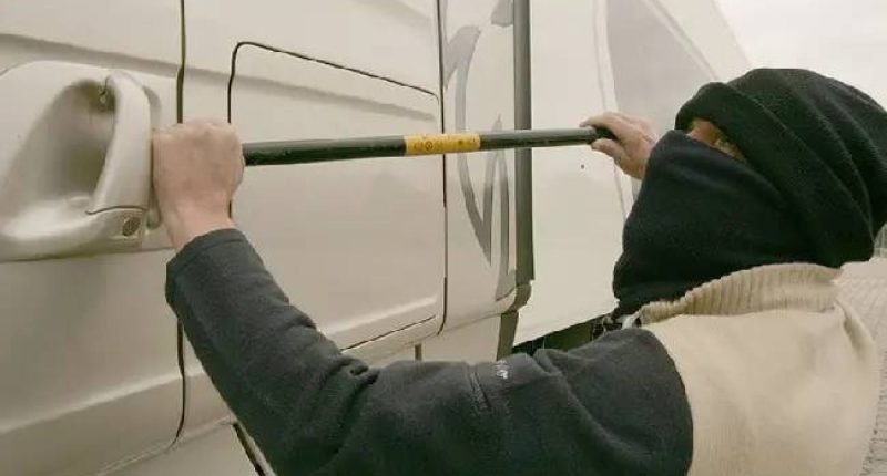 Roban camión de cervezas en simulacro de control de tránsito – La Voz del Altiplano