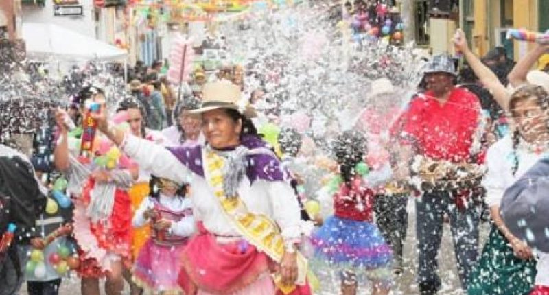 Feriados de febrero 2026 en Ecuador Carnaval – La Voz del Altiplano