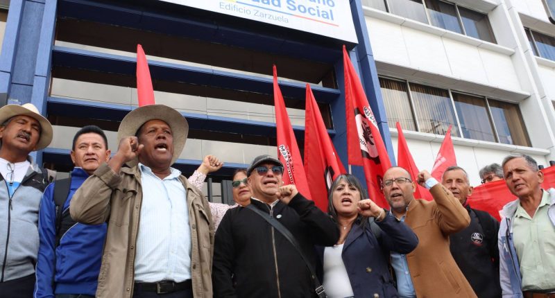 Solo 45% de la PEA cuenta con seguridad social en Ecuador – La Voz del Altiplano