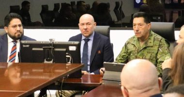 Ministro de Defensa y EE. UU. Definen Estrategias Antiterrorismo – La Voz del Altiplano