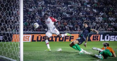 Jordy Caicedo inicia con goles su etapa en Huracán – La Voz del Altiplano