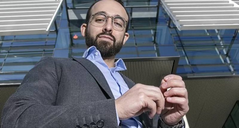 David Pesántez: Líder en Investigación Oncológica – La Voz del Altiplano