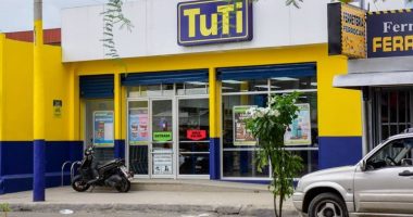 Ecuador vive una «tutilización» que cambia el comercio – La Voz del Altiplano