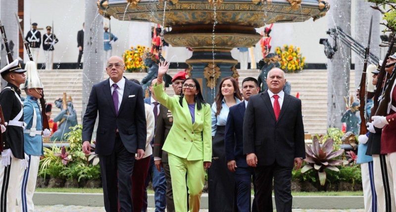 Gobierno de Venezuela pide a ONU revisar excarcelaciones políticas – La Voz del Altiplano