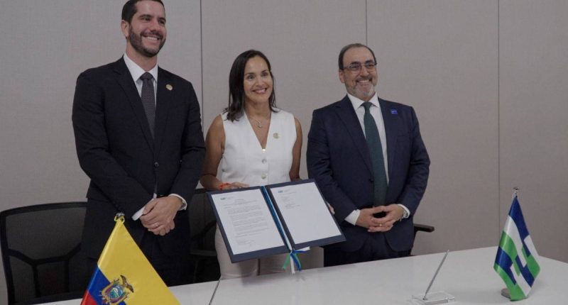 Ecuador impulsa energía, aviación y banano con CAF – La Voz del Altiplano
