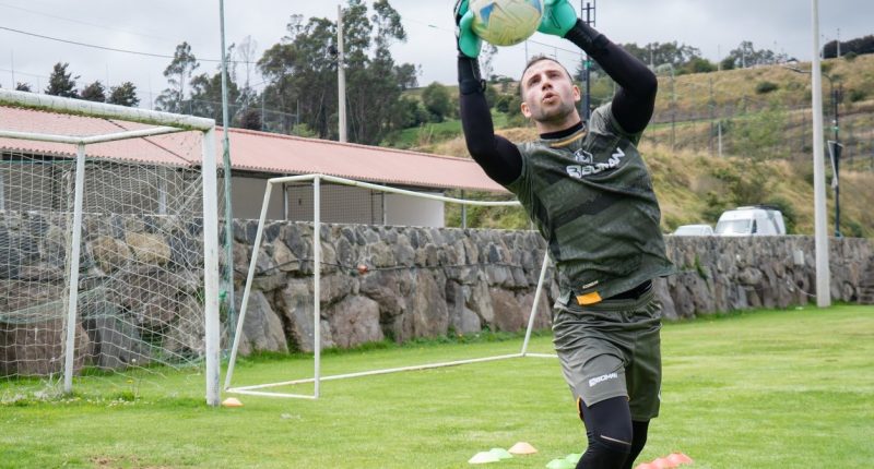 El ‘Ponchito’ potencia su ataque  – La Voz del Altiplano