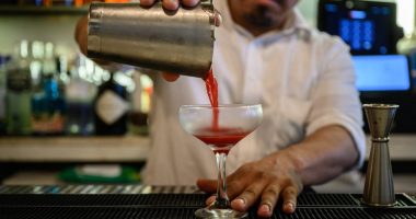 Ministerio de Hacienda incrementa impuestos de timbres fiscales y cuota por litro de alcohol – La Voz del Altiplano