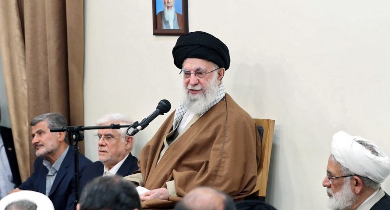 Las protestas siguen en Irán, pese al temor a una brutal represión – La Voz del Altiplano