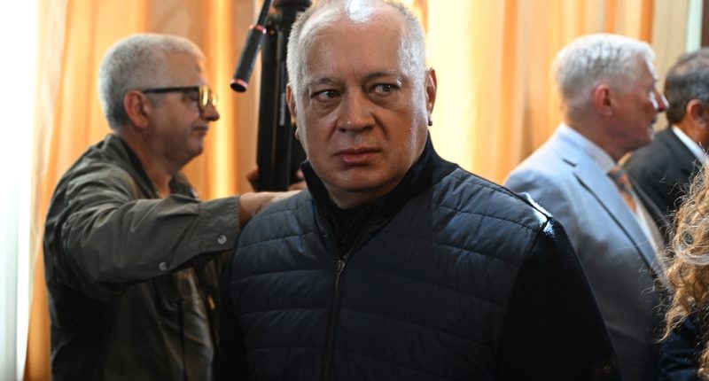 Diosdado Cabello admite estar «golpeado y con mucho temor” – La Voz del Altiplano